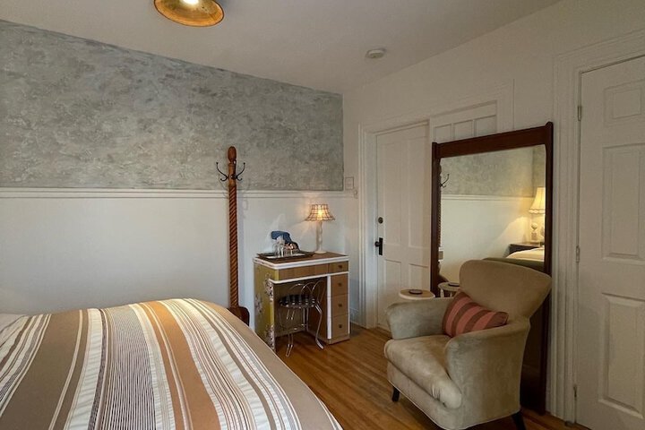 Room 41 of 164