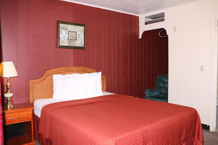 Room 49 of 65