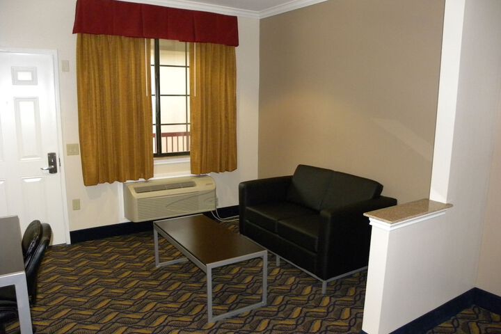 Room 5 of 24