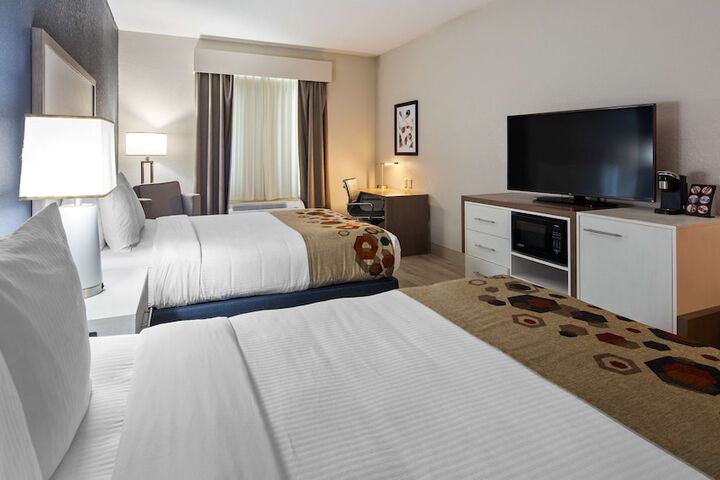 Room 16 of 29