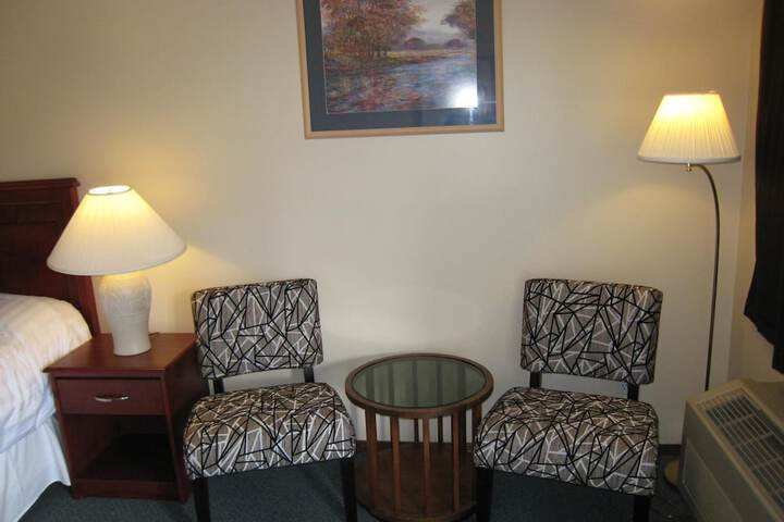 Room 33 of 56