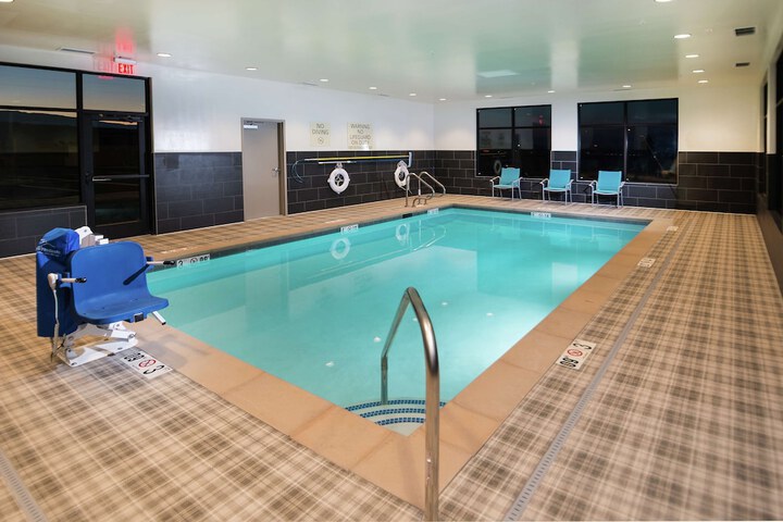 Pool 6 of 55