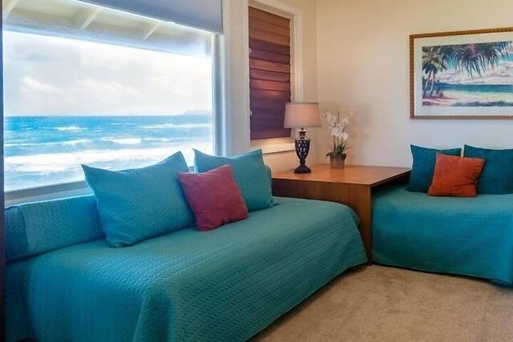 Room 21 of 36