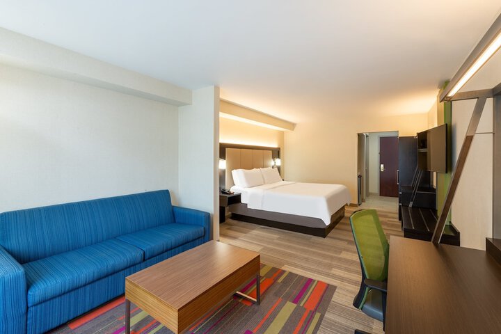 Holiday Inn Express Hotel & Suites in North East (Erie) by IHG