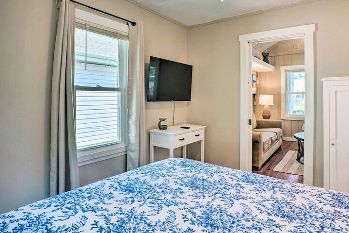 Chic Cottage w / Private Yard: Steps to Beach!