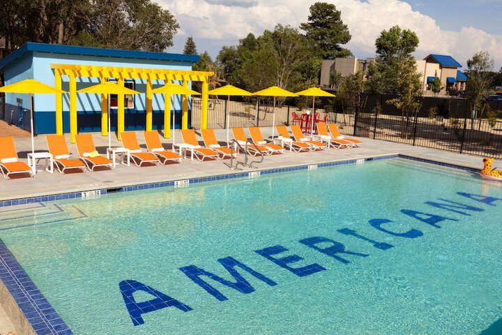 Pool 9 of 37