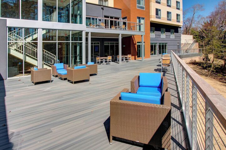 Terrace/Patio 24 of 24