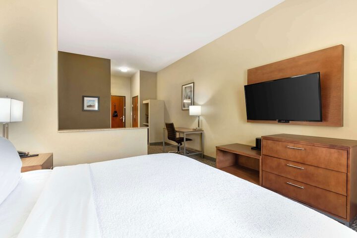 Room 14 of 46