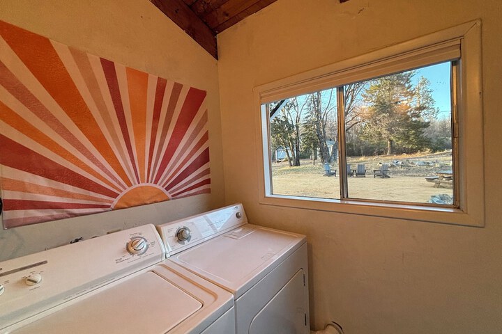 Basecamp Lodge