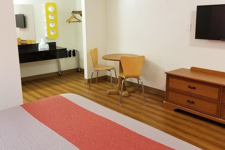 Room 22 of 30