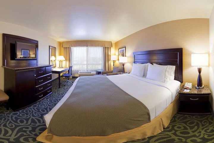 Holiday Inn Express Hotel & Suites Atascadero by IHG