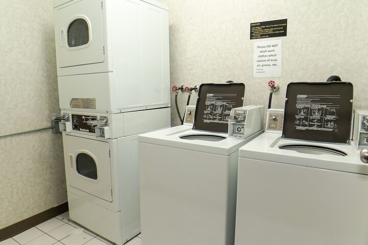 Comfort Inn & Suites Medicine Hat
