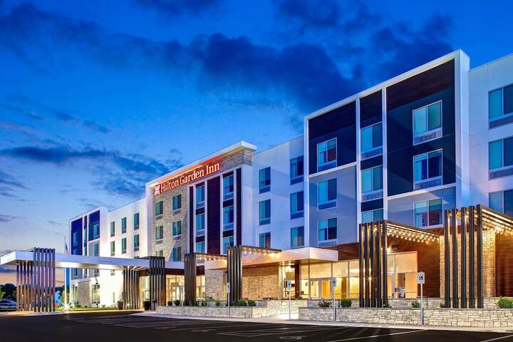Hotel 1 of 59