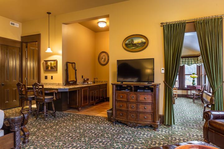 Steele Mansion