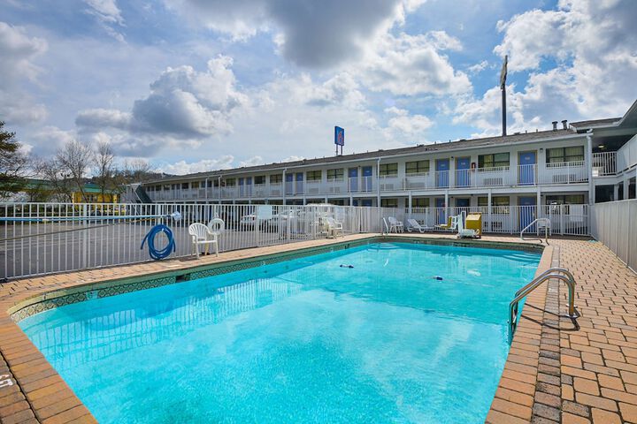 Pool 3 of 22