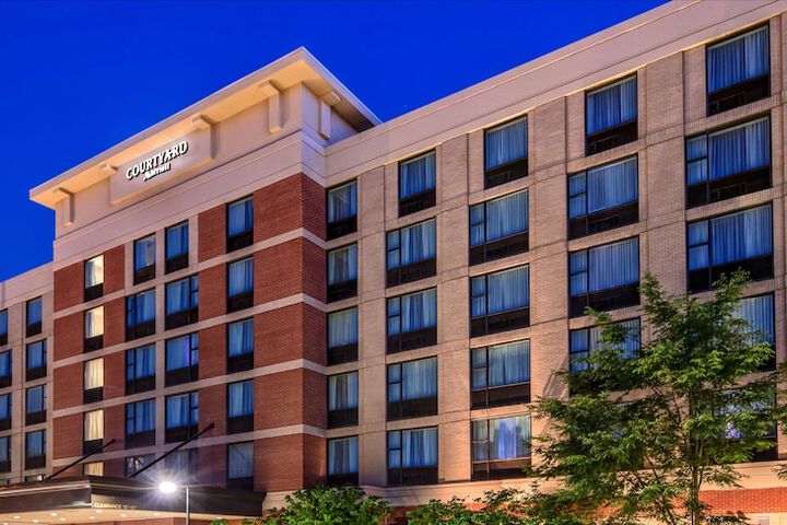Hotel 2 of 31