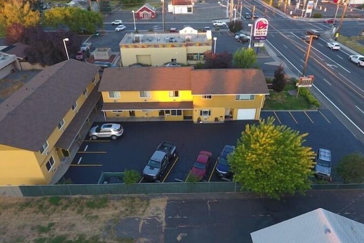 Hotel 3 of 40