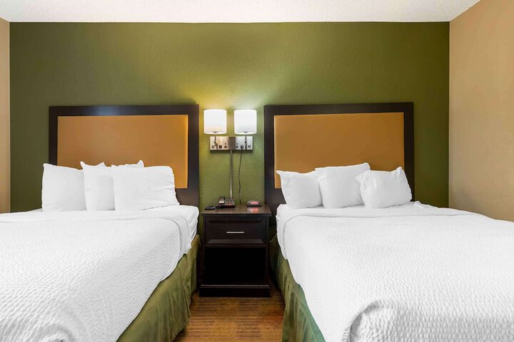 Room 15 of 29