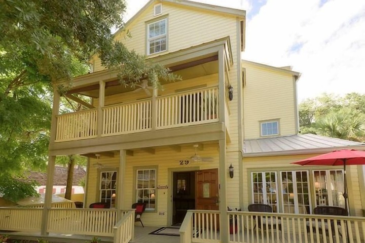 Hotel 4 of 74