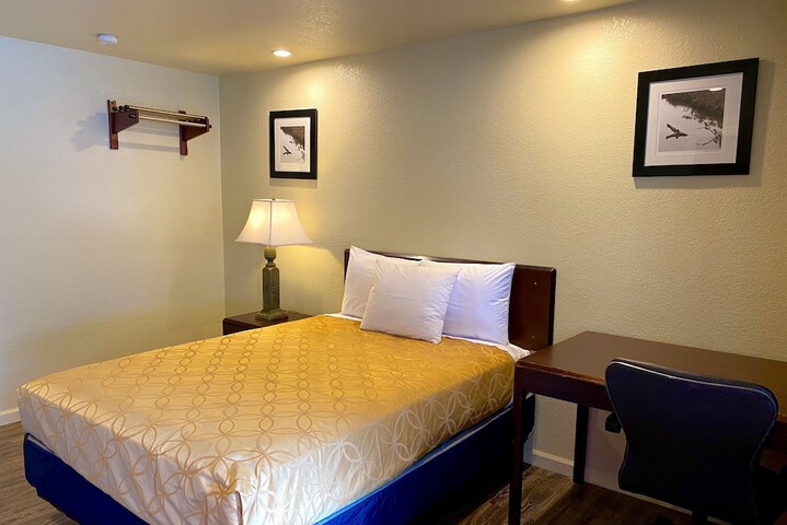 Room 30 of 31