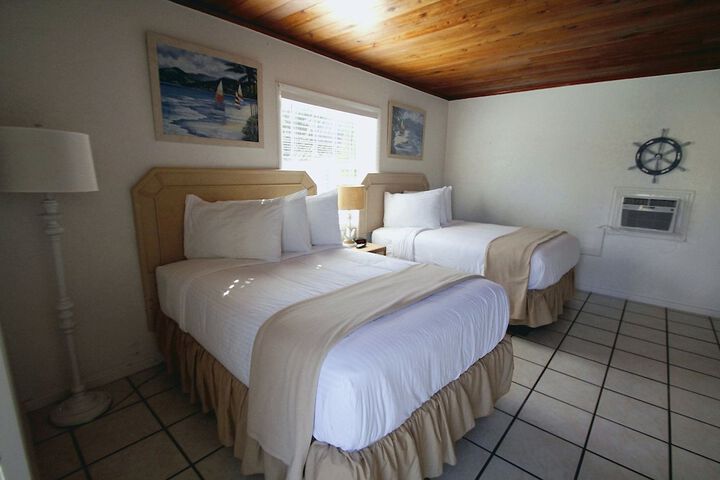 Room 14 of 43