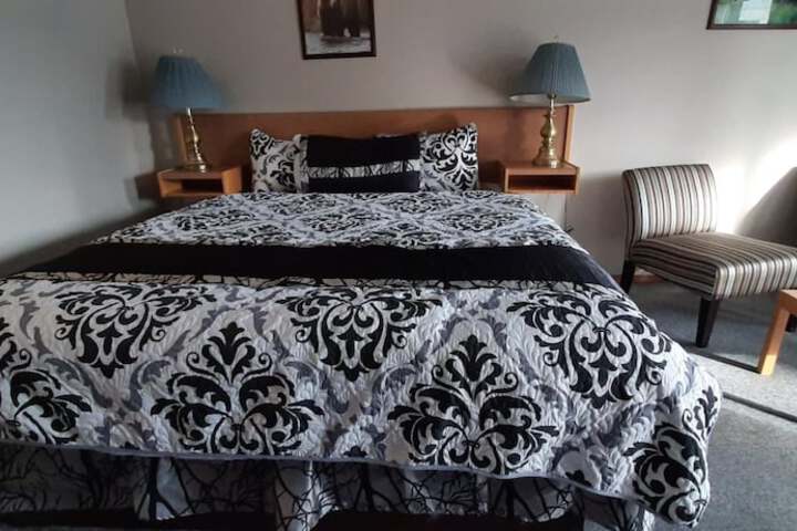 Room 32 of 56