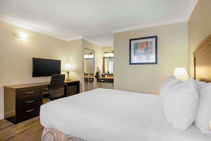 Room 25 of 50