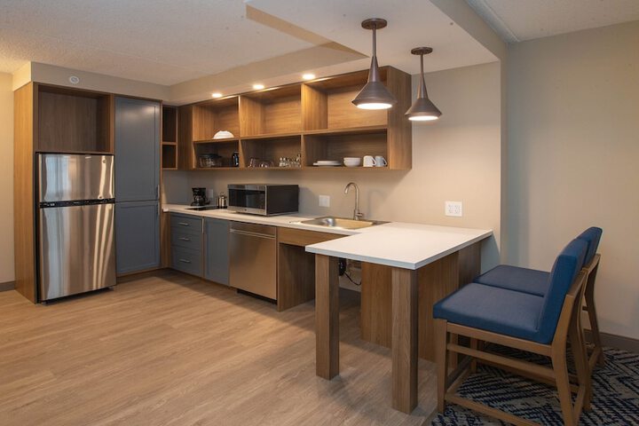 Candlewood Suites Cleveland South - Independence by IHG