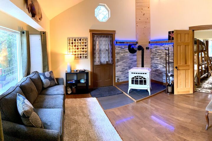 Room 40 of 123