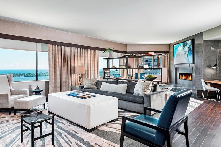 Room 28 of 100