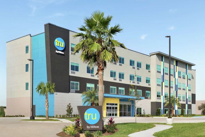 Tru by Hilton Houston Webster NASA