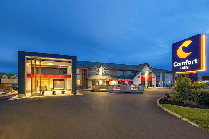 Hotel 6 of 68