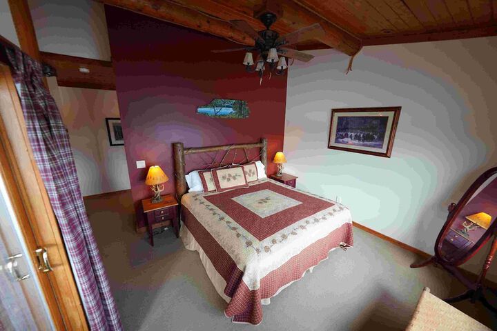 Room 56 of 241
