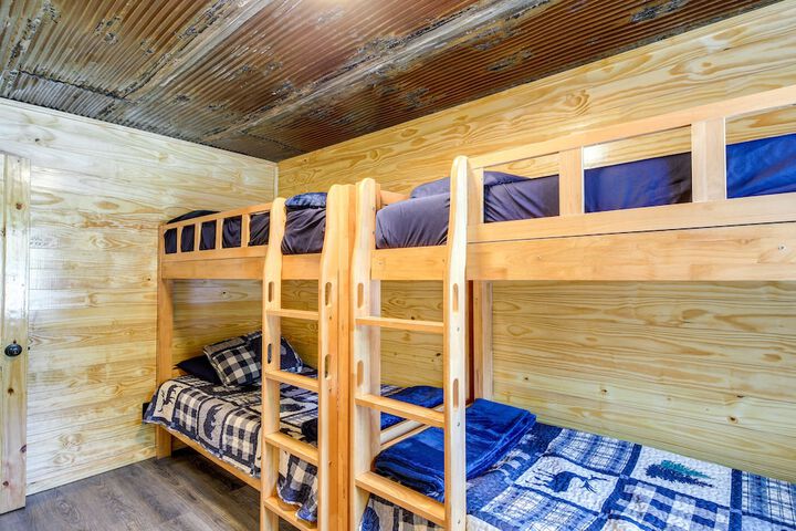 Huntsville Vacation Rental w / Hiking & ATV Trails!