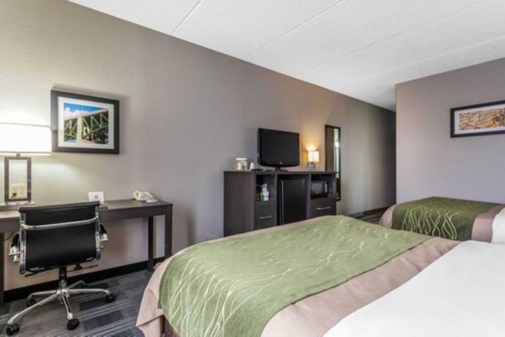 Room 15 of 26