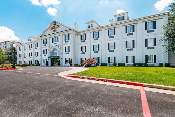 Hotel 4 of 49