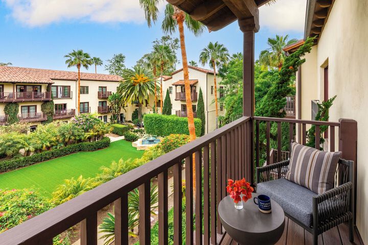 Estancia La Jolla Hotel & Spa