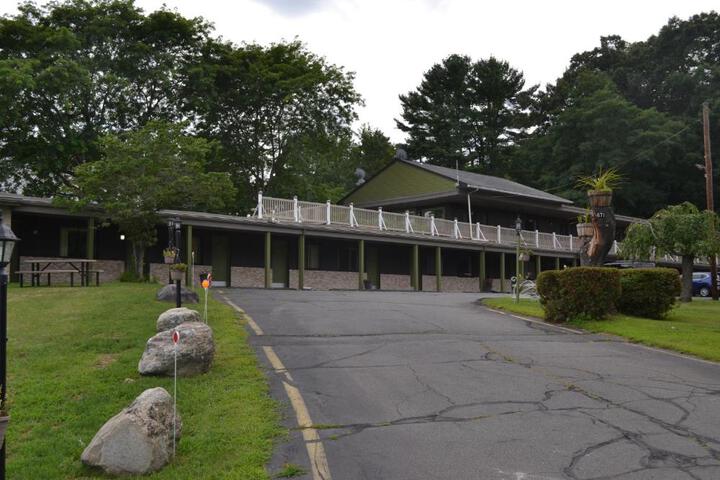 Mount Holyoke Inn