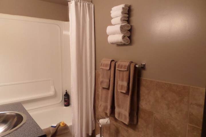 Room 16 of 38