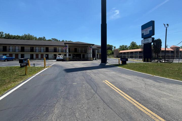 Travelodge by Wyndham Alachua