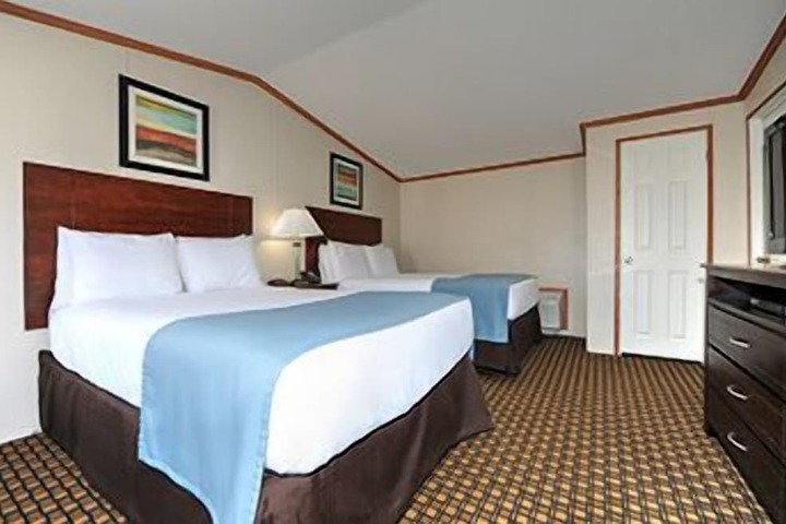 Instalodge Hotel & Suites
