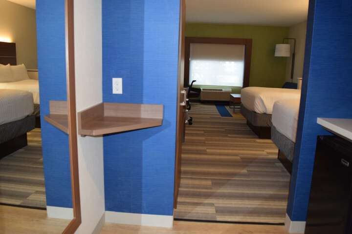 Room 36 of 91