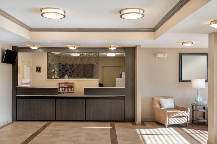 Hotel 3 of 35