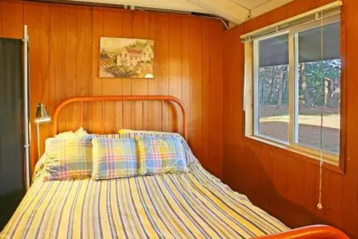 B & R Beach Bungalow