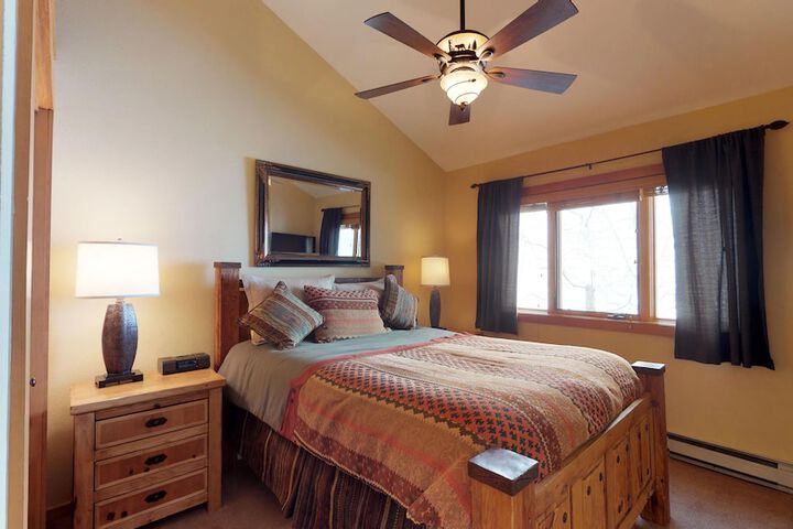 Room 166 of 361