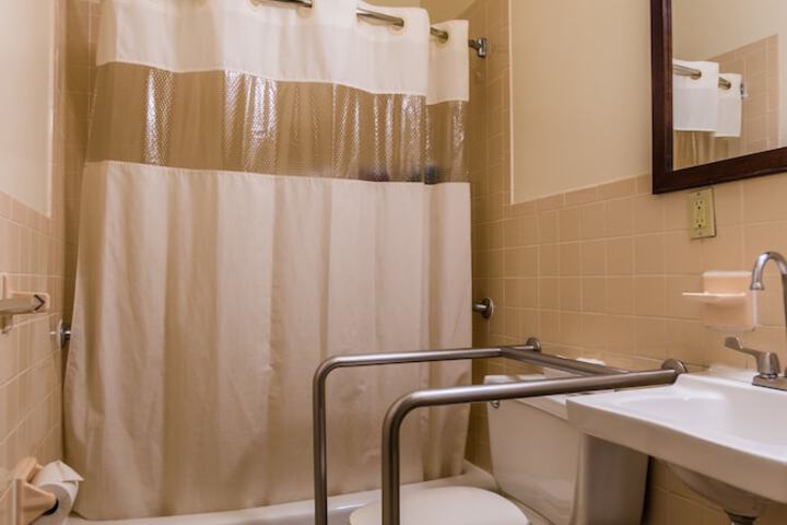 Room 30 of 40