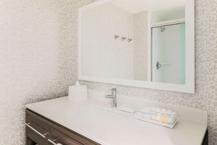 Home2 Suites by Hilton West Sacramento CA