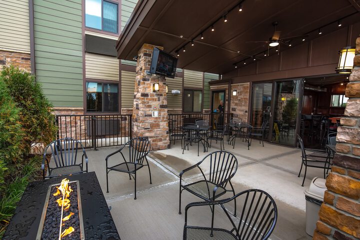 Terrace/Patio 28 of 29