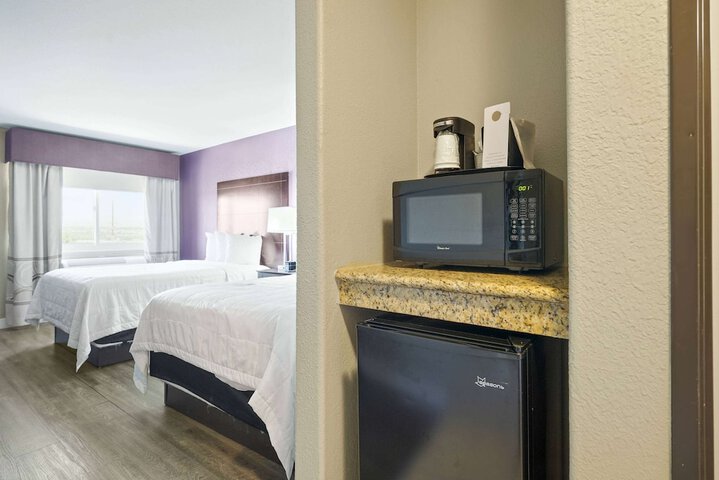 Room 46 of 56