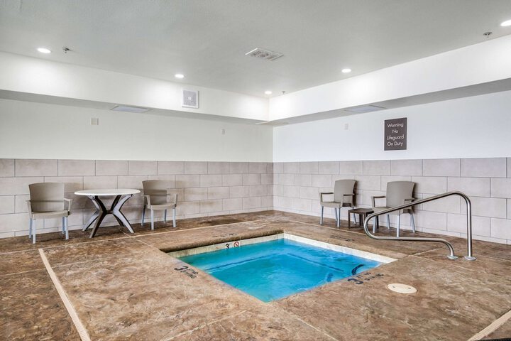 Pool 6 of 50